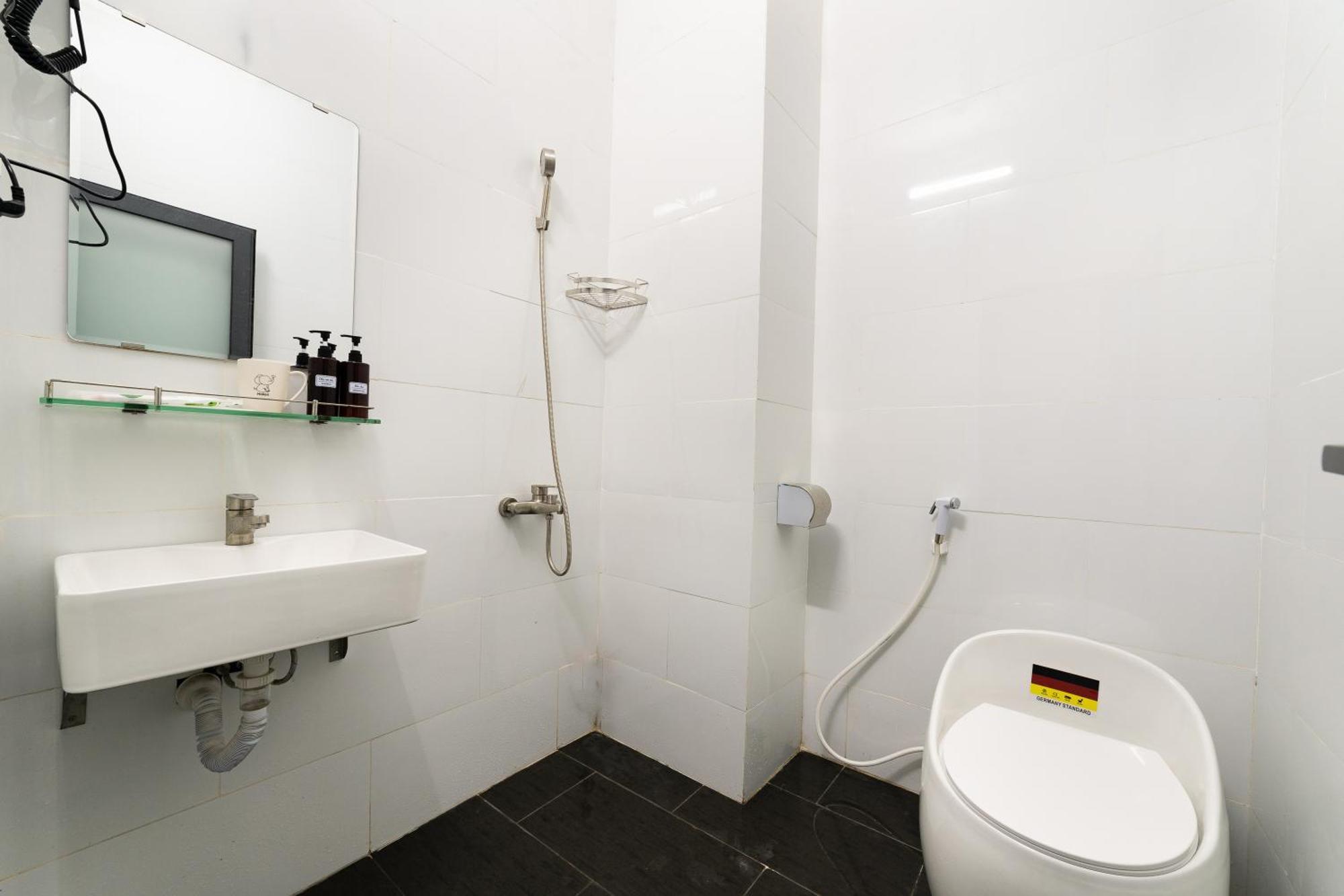 Thien Quoc Hotel Hô Chi Minh-Ville Extérieur photo